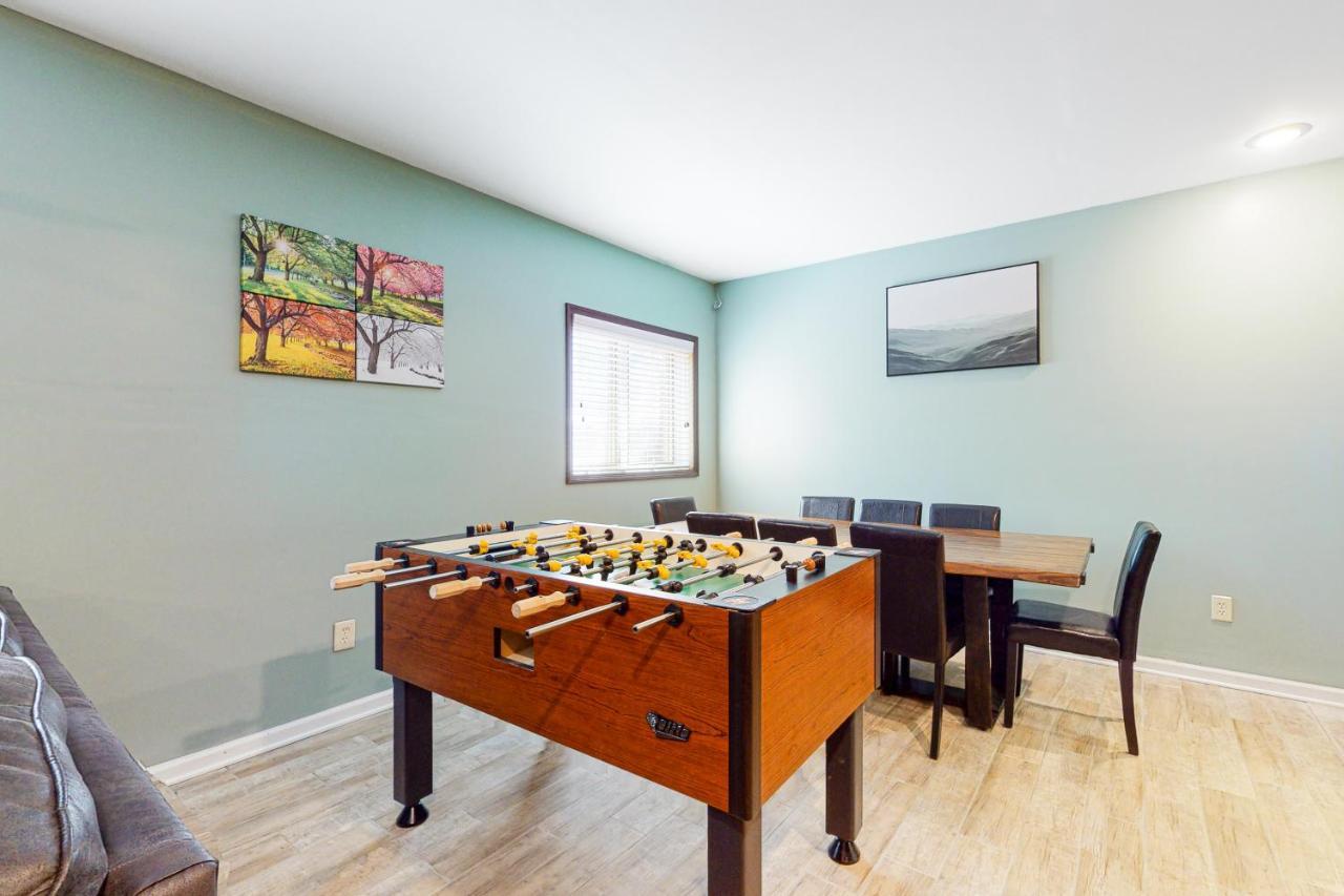 Smoky Mountain Castle Caretaker'S Apartment เซอเวียร์วีล ภายนอก รูปภาพ