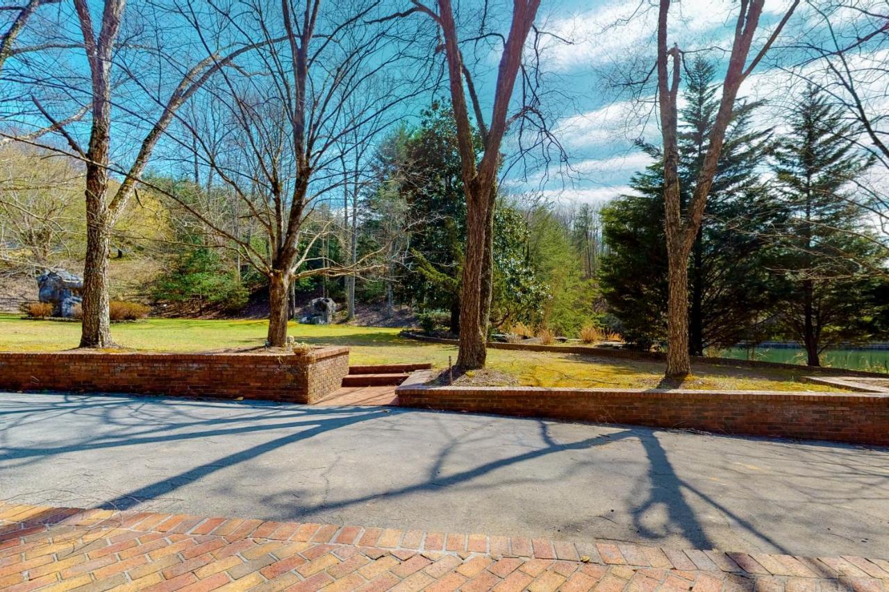 Smoky Mountain Castle Caretaker'S Apartment เซอเวียร์วีล ภายนอก รูปภาพ